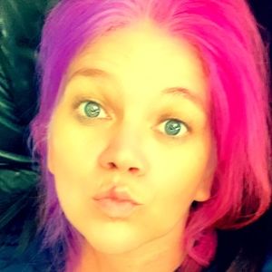 Meet your Posher, Tina